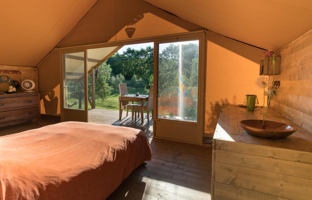 Glamping In Toscana, Luxury Tents In Agriturismo Biologico Sorano  ภายนอก รูปภาพ